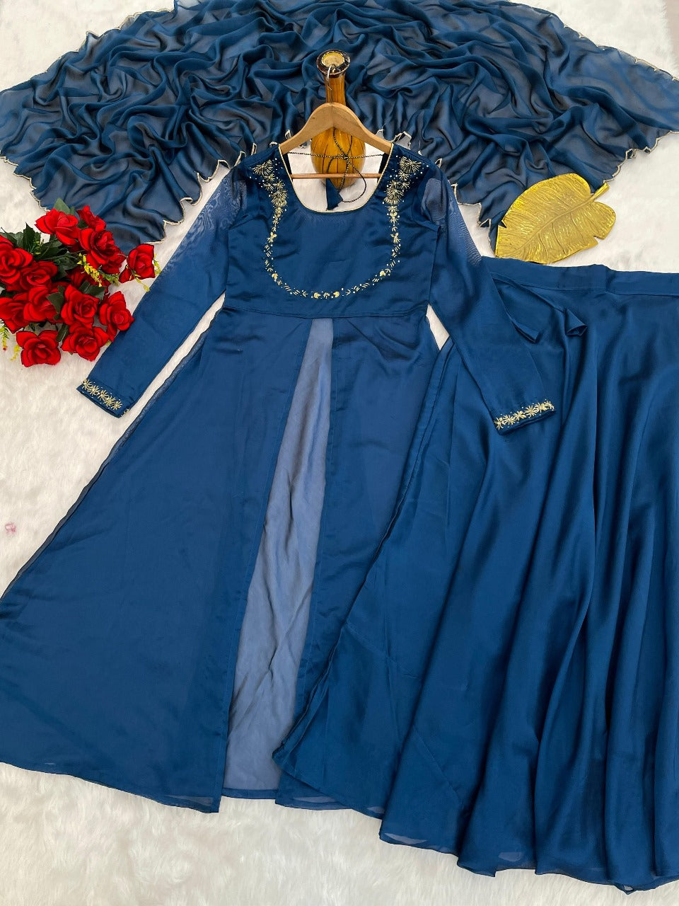 β¨ Step Into Royalty β Limited Edition Rangoli Silk Lehenga Set β¨