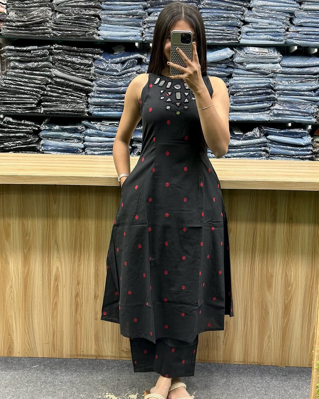 🌿 Presenting Our Beautifully A-Line Cotton Kurta Set 🌿