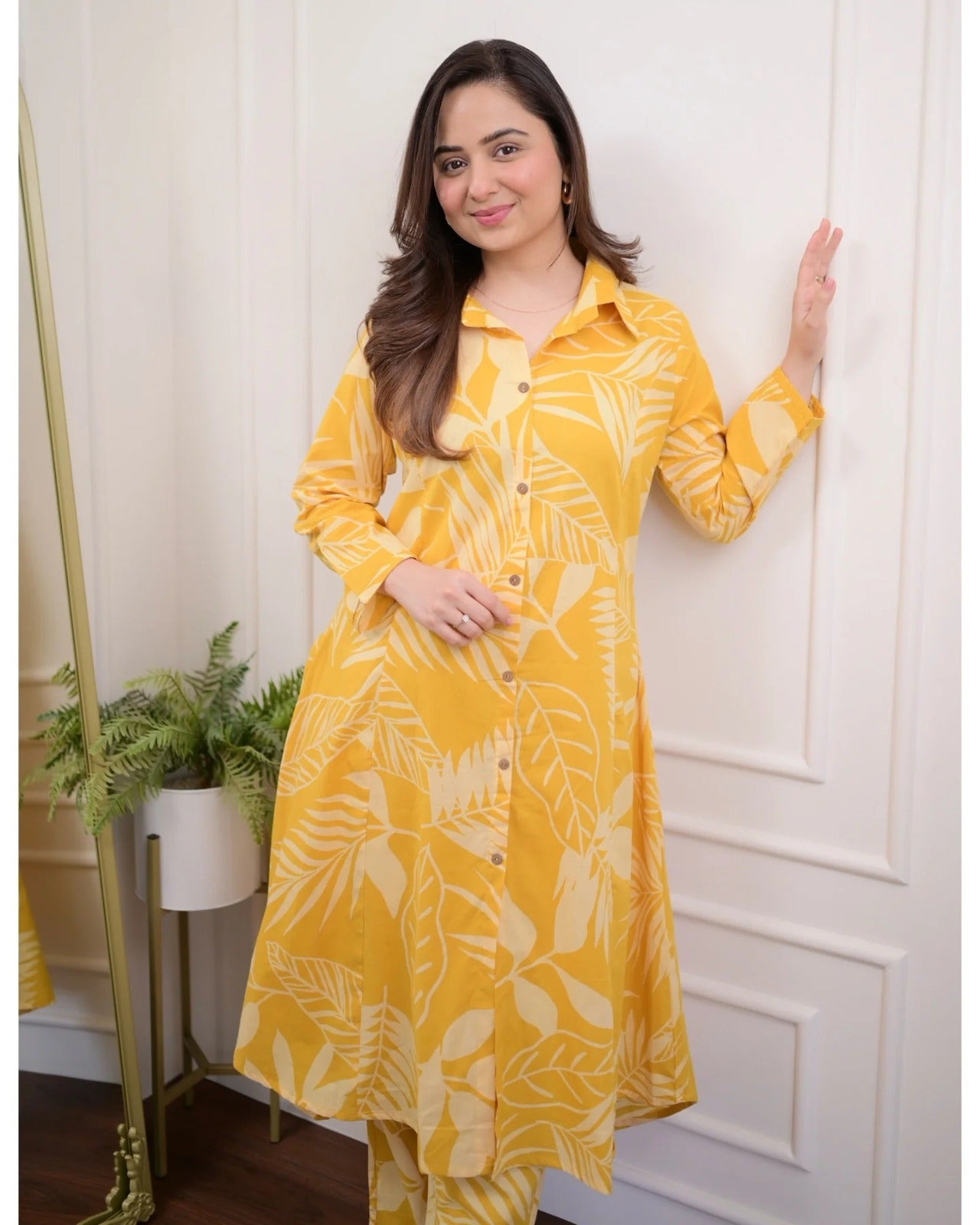 🎁 RAKSHA BANDHAN SPECIAL EDITION 🎁 🌸 Celebrate Love, Style & Tradition Together! 🌸 💫 Now at Just ₹999/- Only + FREE Gifts Inside! 💫