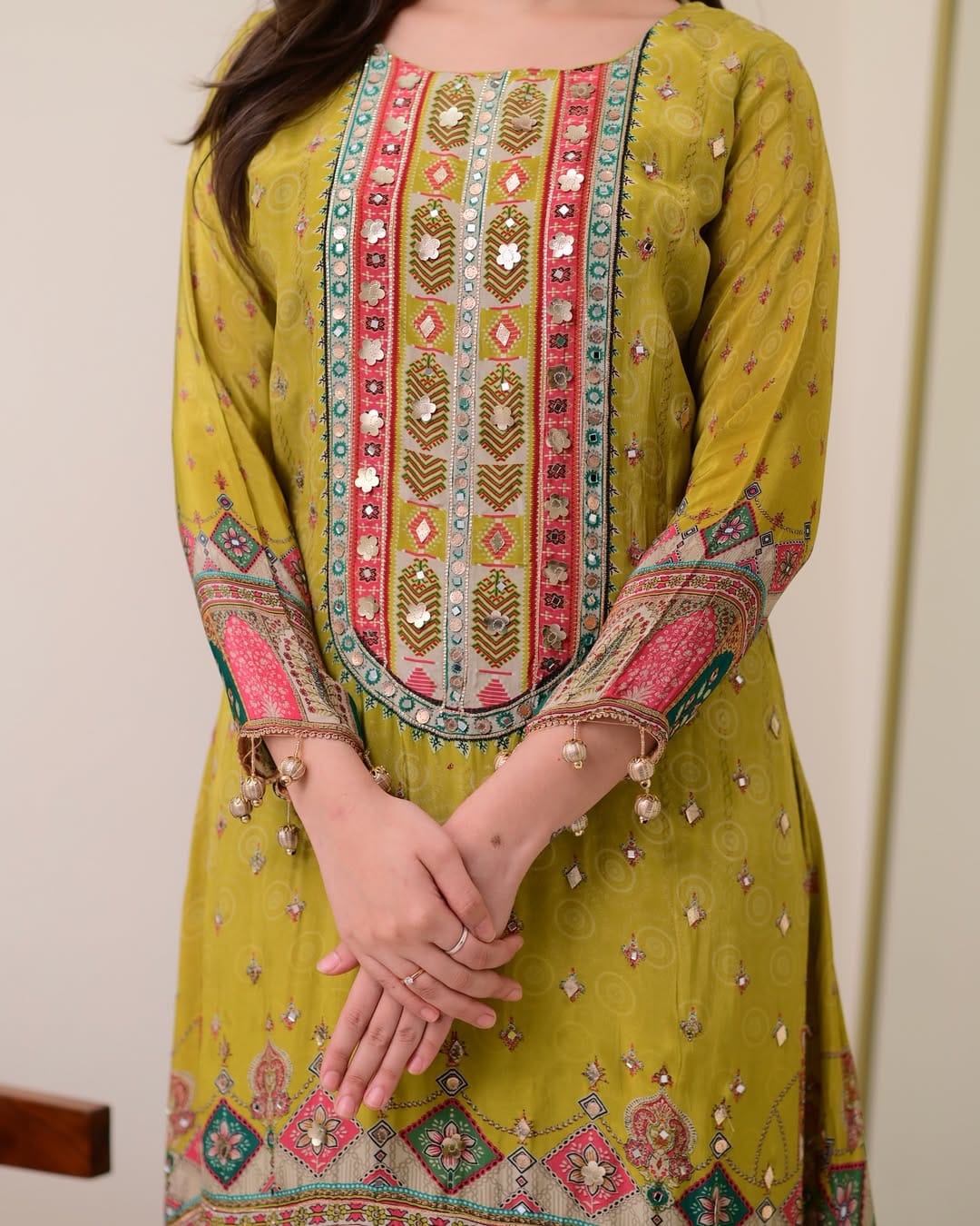 🌿 NEW ARRIVAL – PISTA SHANTI ANARKALI ROUND SET 🌿