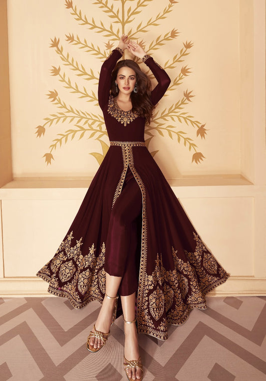 ✨ Unveil Your Inner Grace – Premium Festive Ensemble ✨