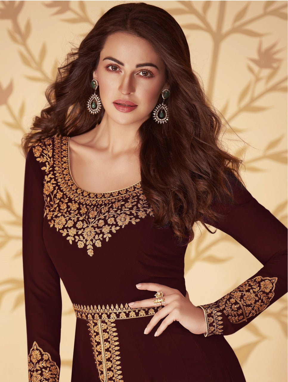 ✨ Unveil Your Inner Grace – Premium Festive Ensemble ✨