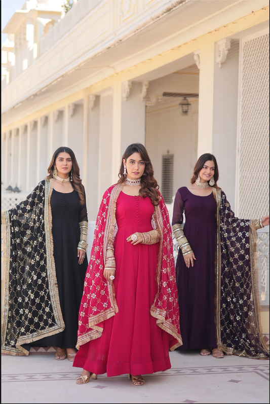 💖 Elegant Gown-Dupatta Ensemble – Code: K-1070