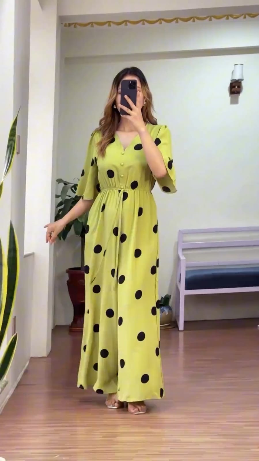🌟 Luxury Polka Jumpsuit – Bold, Chic & Effortlessly Elegant ❤️